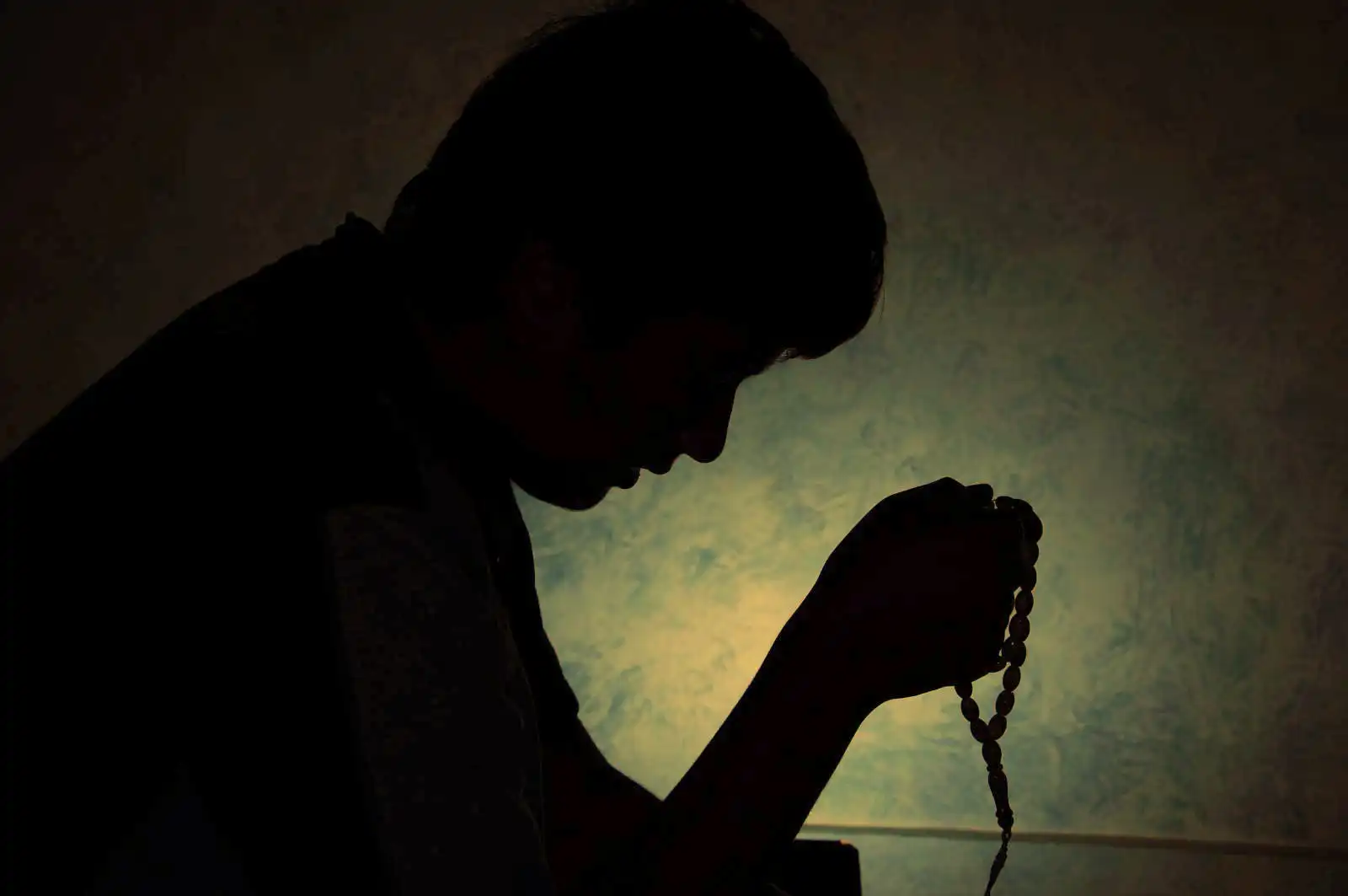 the necessity of reciting isti’adhah