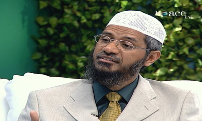 can a person give the quran to a non muslim? by dr zakir naik