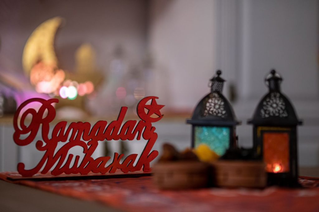 1736791573 711 greeting cards for ramadan spreading joy during the holy month