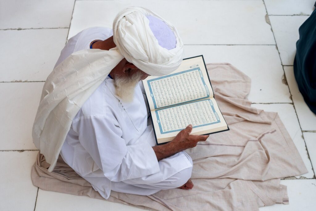 1745246173 652 the importance of reciting the holy quran daily benefits and