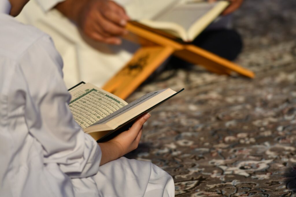 1745571214 196 12 great benefits of memorizing the quran for muslims