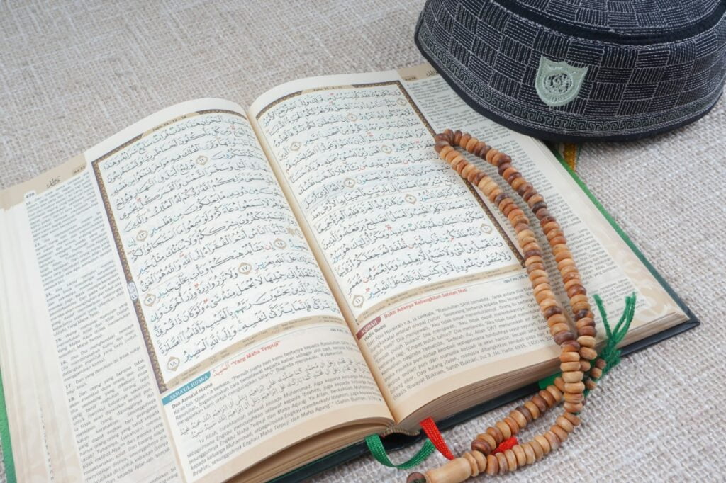 importance of reciting the holy quran daily